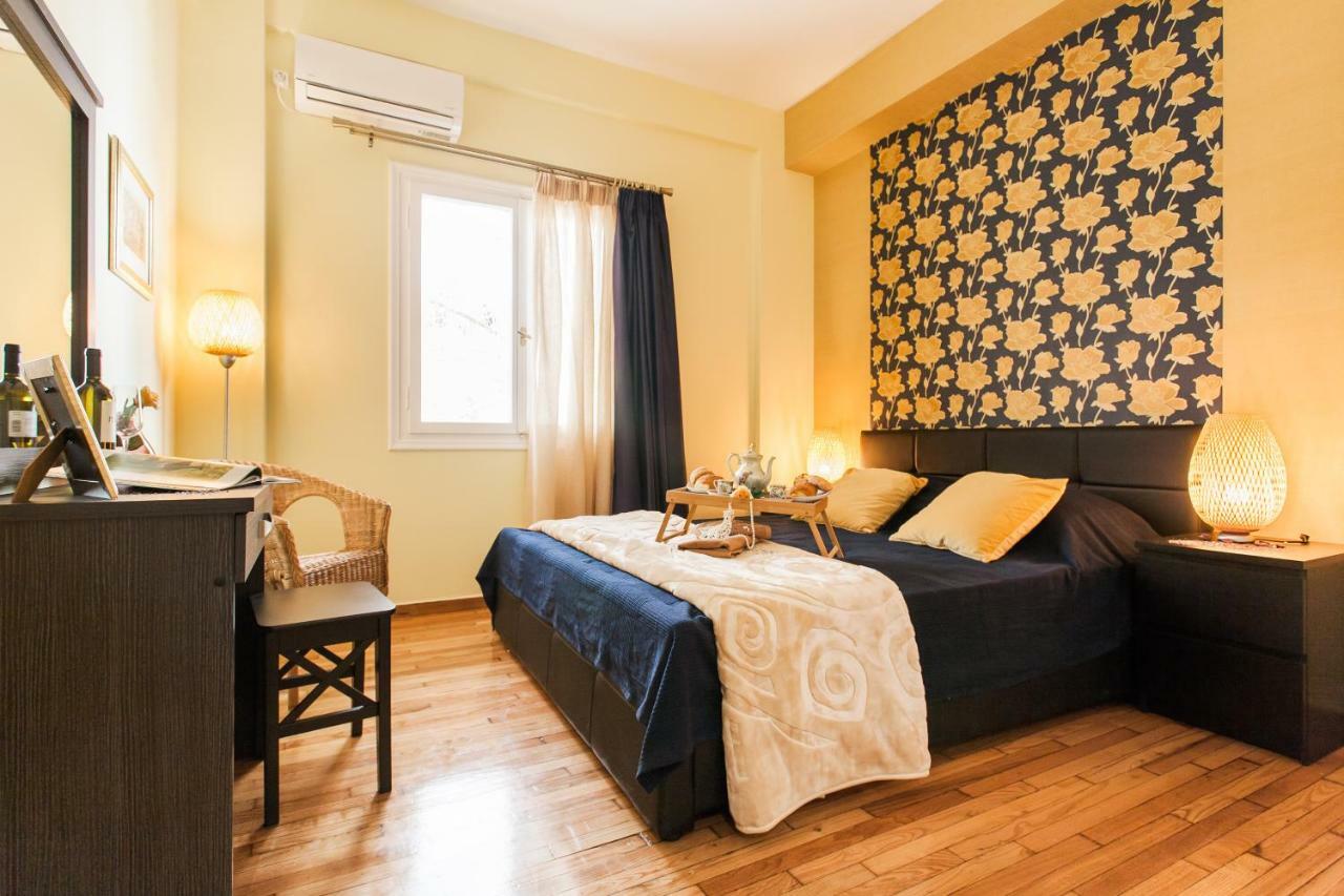 Central, Quiet, Cozy, Very Clean Private Close To Acropolis Apartment *