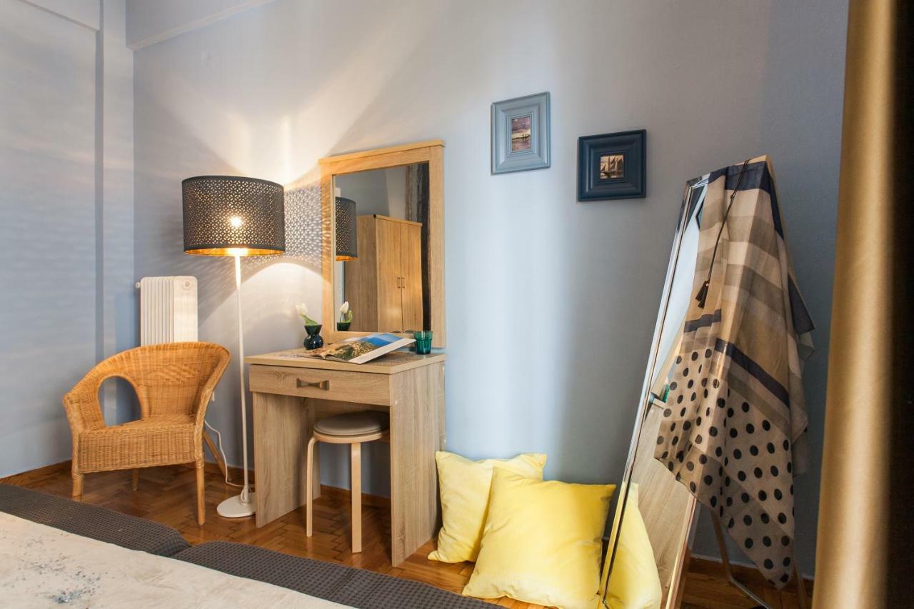 Central, Quiet, Cozy, Very Clean Private Close To Acropolis Apartment *