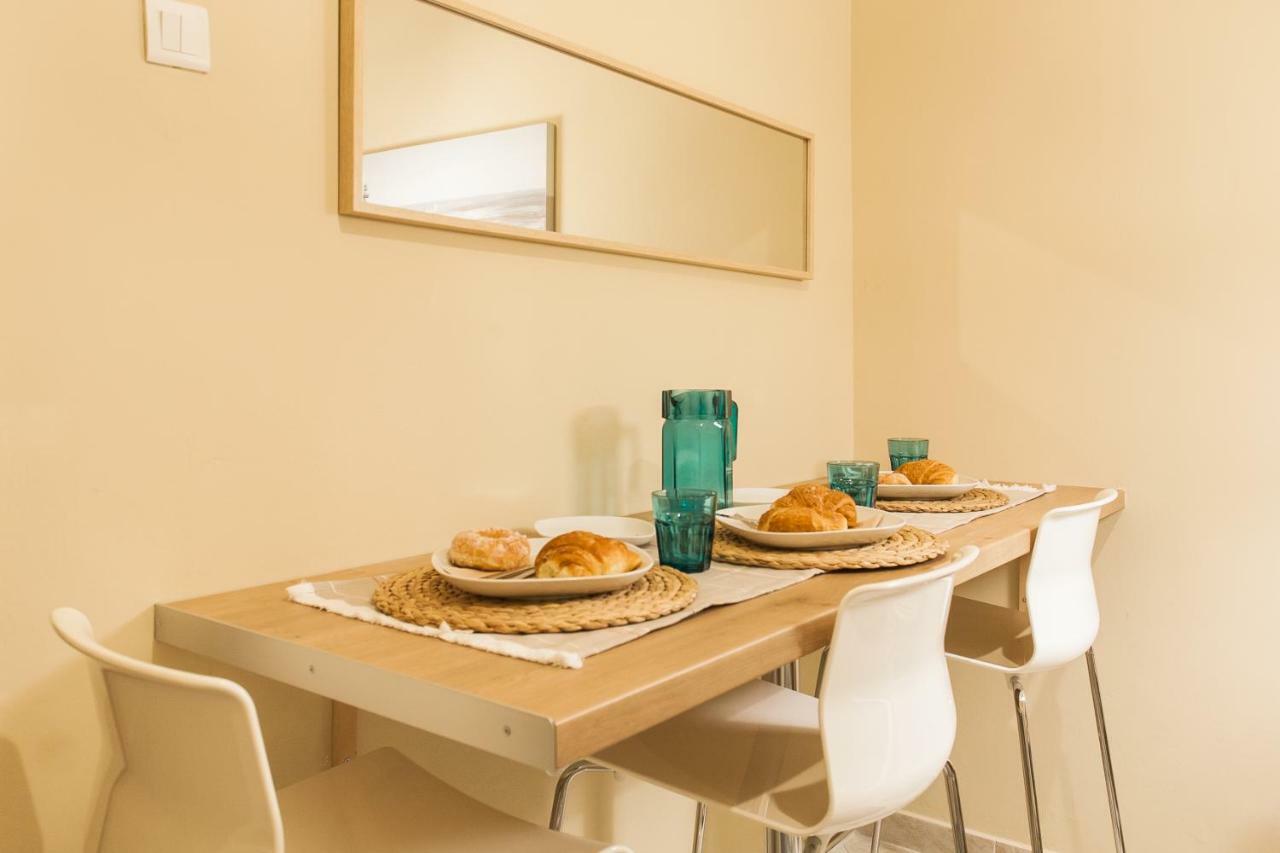 Central, Quiet, Cozy, Very Clean Private Close To Acropolis Athens